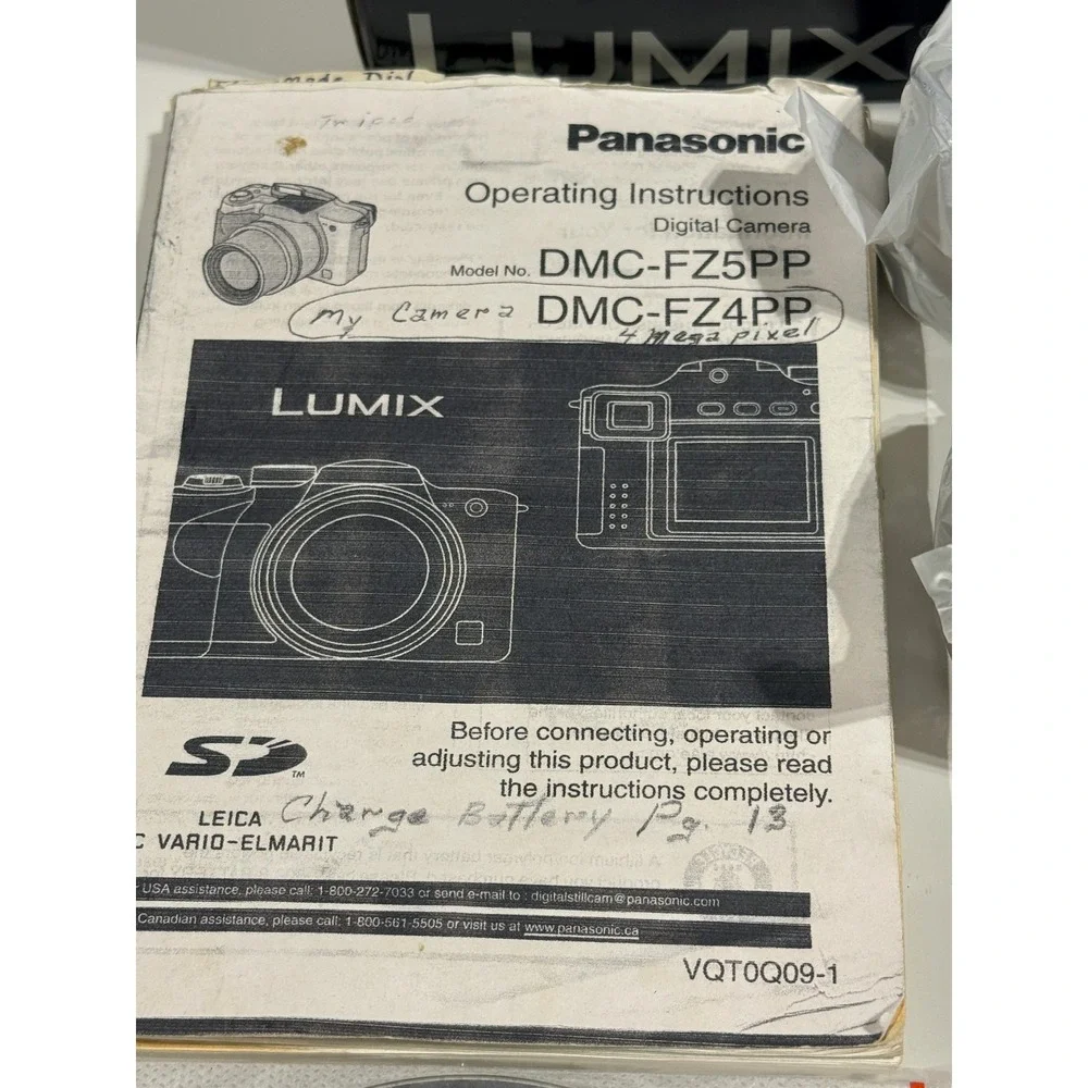 PANASONIC Lumix DMC-FZ4 Digital Camera w/ Battery, Charger, 512mb SD Card -WORKS